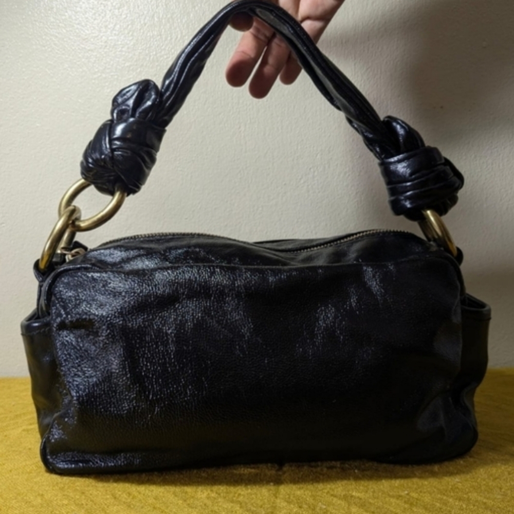 🍍Coach Shimmering Black Shoulder Bag Leather Knotted Handle Side Pockets - Picture 9 of 9